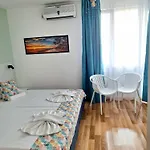Chance Sarafovo Guest house