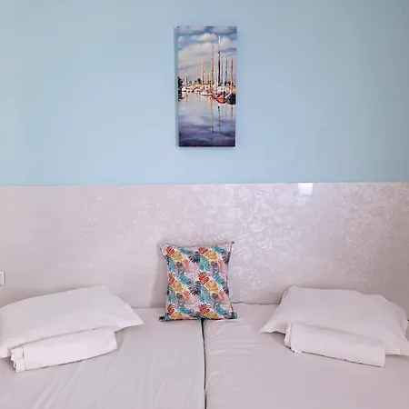 Chance Sarafovo Guest house